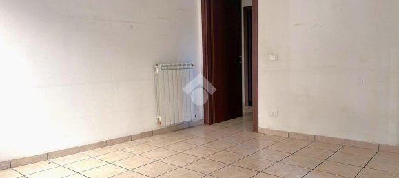 3 rooms Apartment in Rome, Italy No. 34097 6