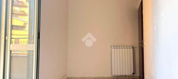 3 rooms Apartment in Rome, Italy No. 34097 13