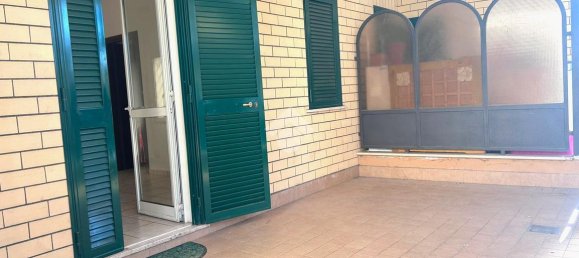 3 rooms Apartment in Rome, Italy No. 34097 4