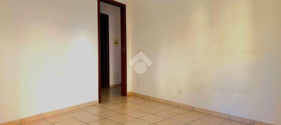 3 rooms Apartment in Rome, Italy No. 34097 8