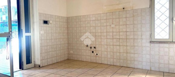 3 rooms Apartment in Rome, Italy No. 34097 5