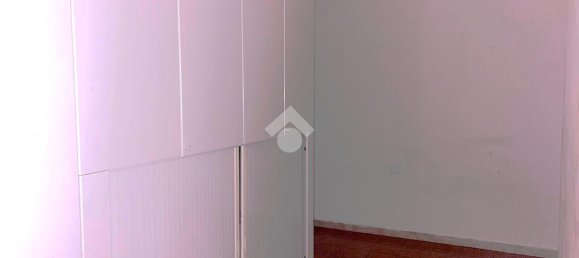 3 rooms Apartment in Rome, Italy No. 34097 11