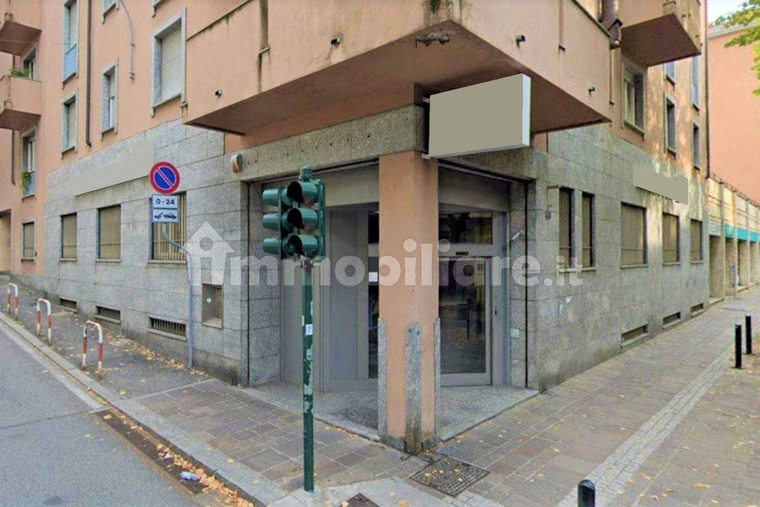Propiedad comercial en Lecco, Italy 524 m² No. 311153