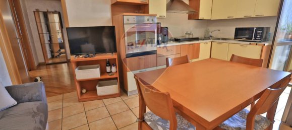 2 bedrooms Apartment in Baranzate, Italy No. 310501 4