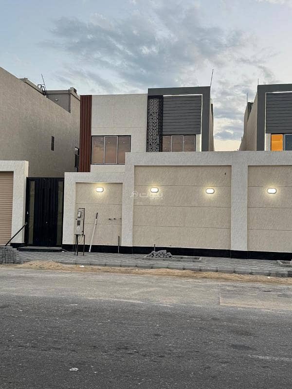 7 bedrooms Villa in Khobar, Saudi Arabia No. 366