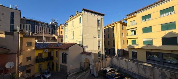 Apartamento T2 em Como, Italy N.º 362353 40