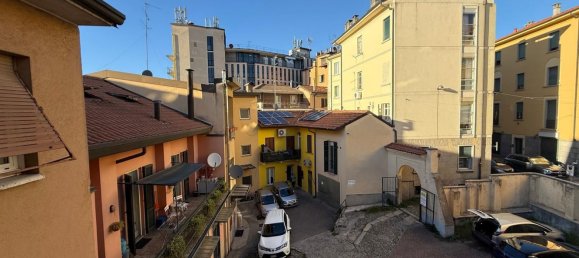 Apartamento T2 em Como, Italy N.º 362353 42