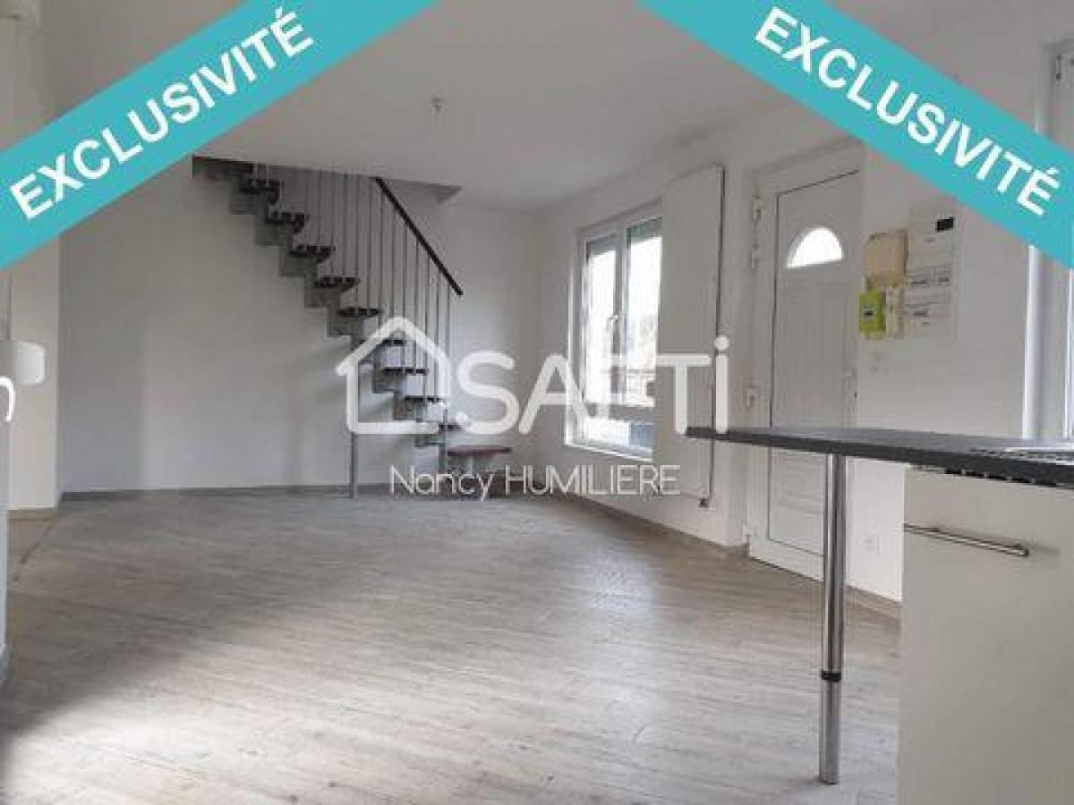 Дом с 2 спальнями в Лонгийон, Франция № 5306