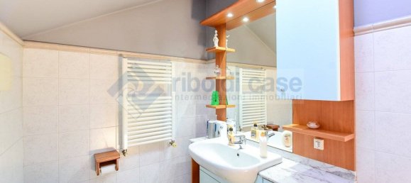 Apartamento T2 em Cesano Maderno, Italy N.º 163417 9