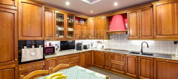 Apartamento T2 em Cesano Maderno, Italy N.º 163417 22