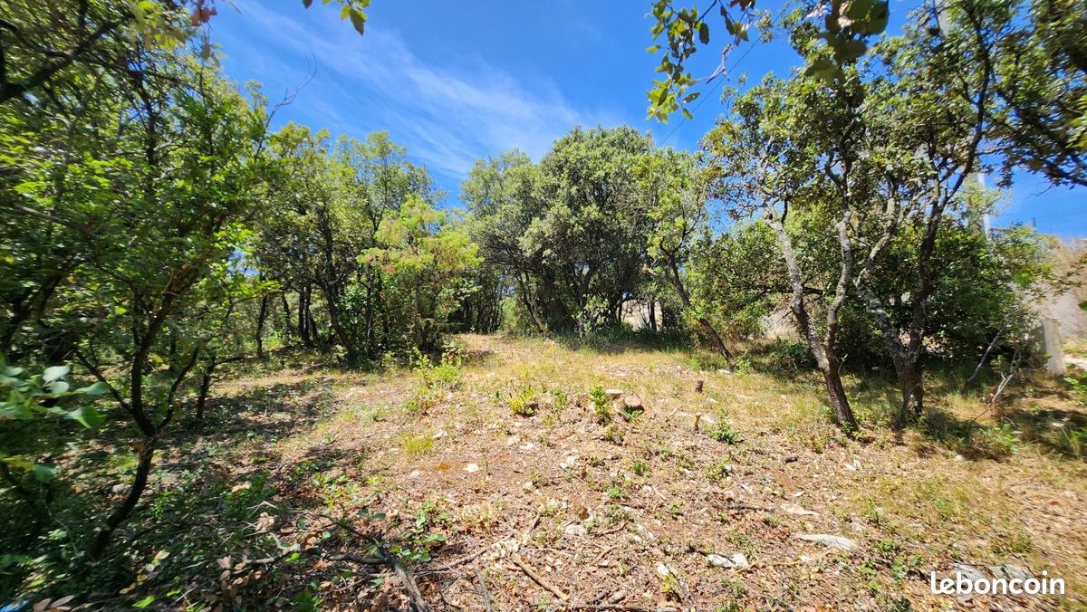 Terrain à Bourg-Saint-Andéol, France 1075m² No. 286362