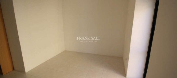 4 غرف نوم شقة في Sliema, Malta رقم 8544 9