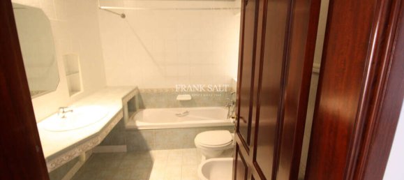 4 غرف نوم شقة في Sliema, Malta رقم 8544 10