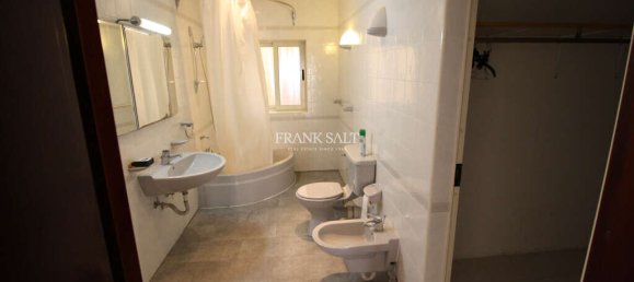 4 غرف نوم شقة في Sliema, Malta رقم 8544 4