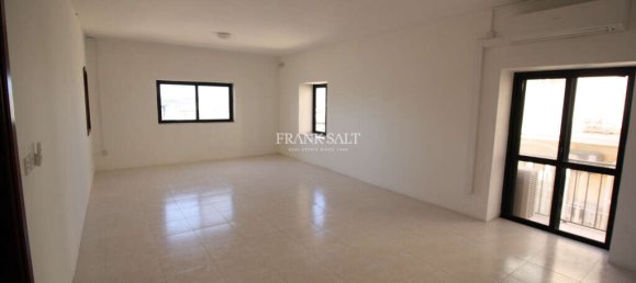 4 غرف نوم شقة في Sliema, Malta رقم 8544 13