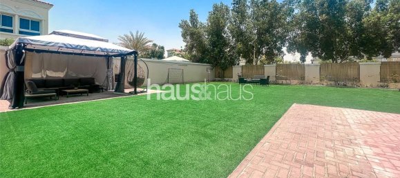 Villa T2 em Jumeirah Village Triangle, UAE N.º 99779 9