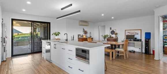 4 bedrooms House in Leongatha, Australia No. 599 7