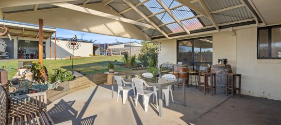 4 bedrooms House in Leongatha, Australia No. 599 19