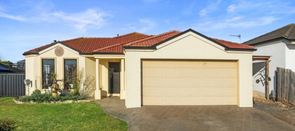 4 bedrooms House in Leongatha, Australia No. 599 5