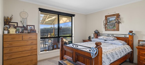 4 bedrooms House in Leongatha, Australia No. 599 13