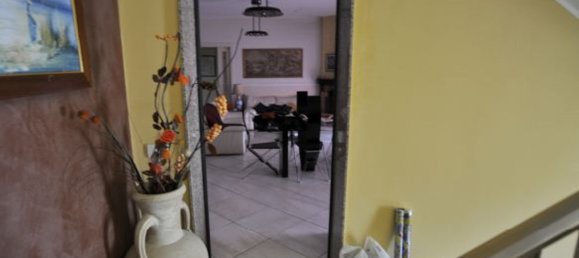 Квартира с 5 комнатами в Флоридия, Италия № 43392 4