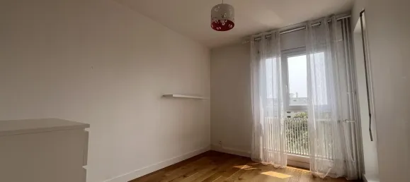 Apartamento de 5 dormitorios en Ecully, France No. 321697 8