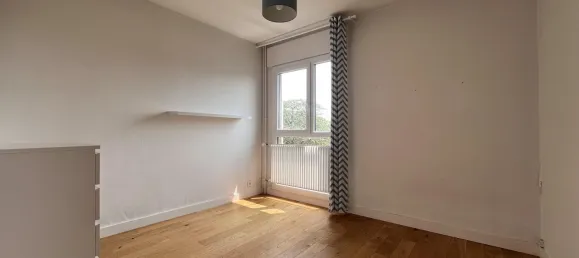 Apartamento de 5 dormitorios en Ecully, France No. 321697 11