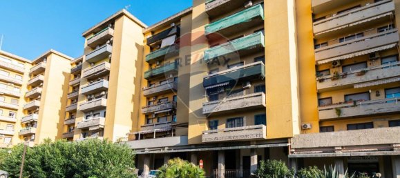 4 rooms Apartment in Catania, Italy No. 11609 27