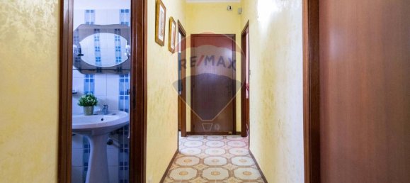 4 rooms Apartment in Catania, Italy No. 11609 12