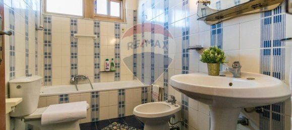 4 rooms Apartment in Catania, Italy No. 11609 14