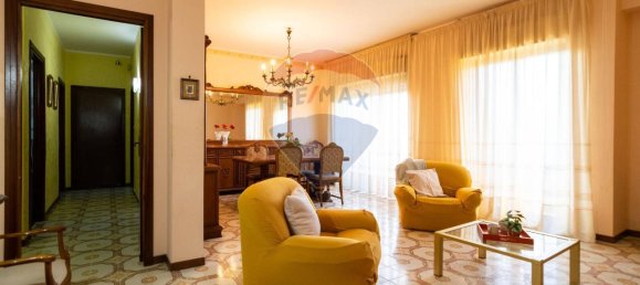 4 rooms Apartment in Catania, Italy No. 11609 5