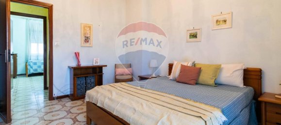4 rooms Apartment in Catania, Italy No. 11609 18