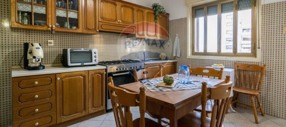 4 rooms Apartment in Catania, Italy No. 11609 8