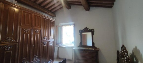 4 rooms Apartment in Borgo San Lorenzo, Italy No. 80471 13