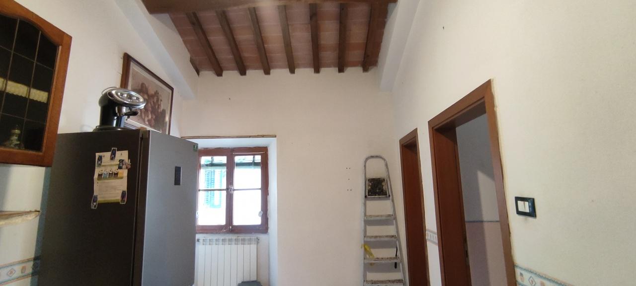 4 rooms Apartment in Borgo San Lorenzo, Italy No. 80471