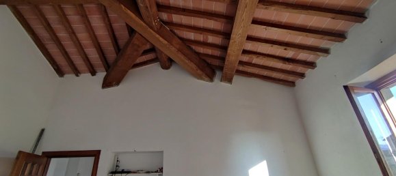 4 rooms Apartment in Borgo San Lorenzo, Italy No. 80471 14