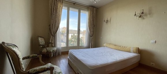 4 bedrooms Apartment in Dreux, France No. 86570 7