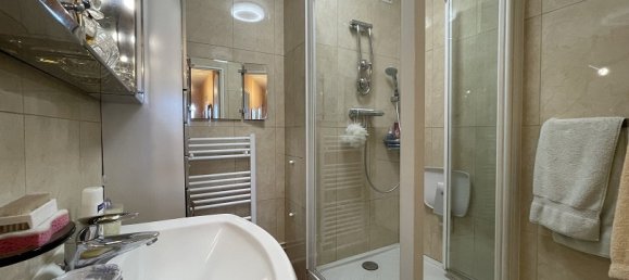 4 bedrooms Apartment in Dreux, France No. 86570 8