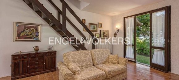 6 Schlafzimmer Villa in Perledo, Italy, Nr. 332116 12