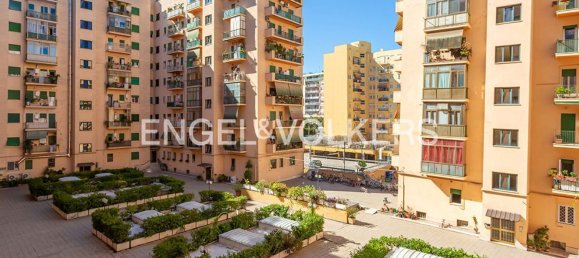 4 bedrooms Apartment in Rome, Italy No. 317175 17