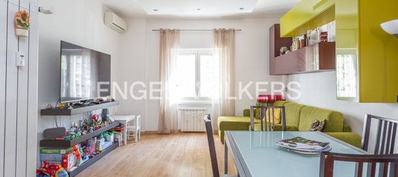 4 bedrooms Apartment in Rome, Italy No. 317175 2
