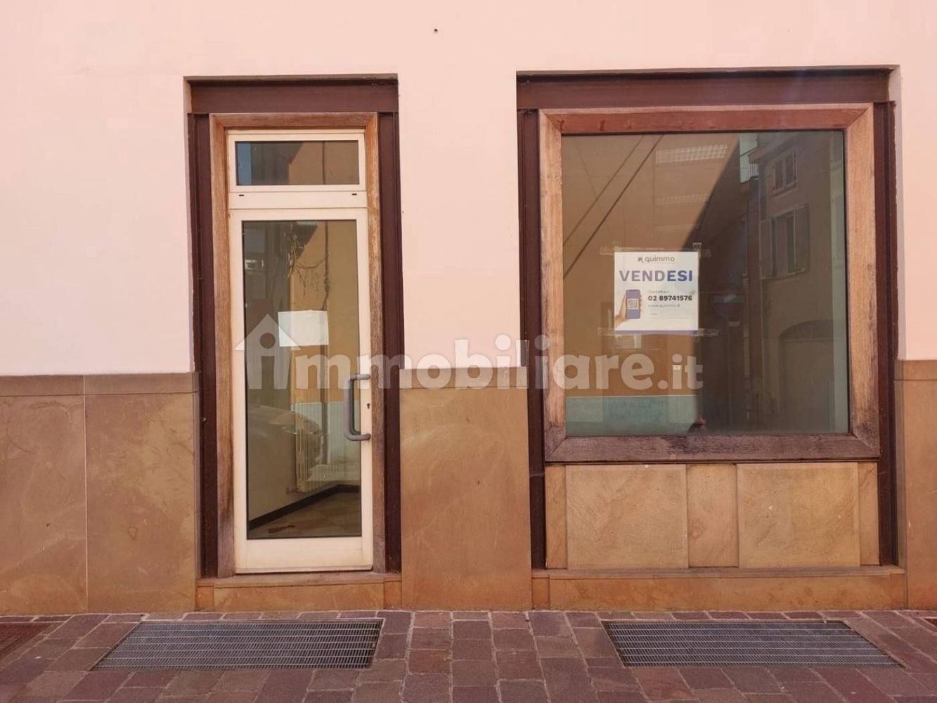 Imóvel comercial em Fidenza, Italy 63 m² N.º 317037