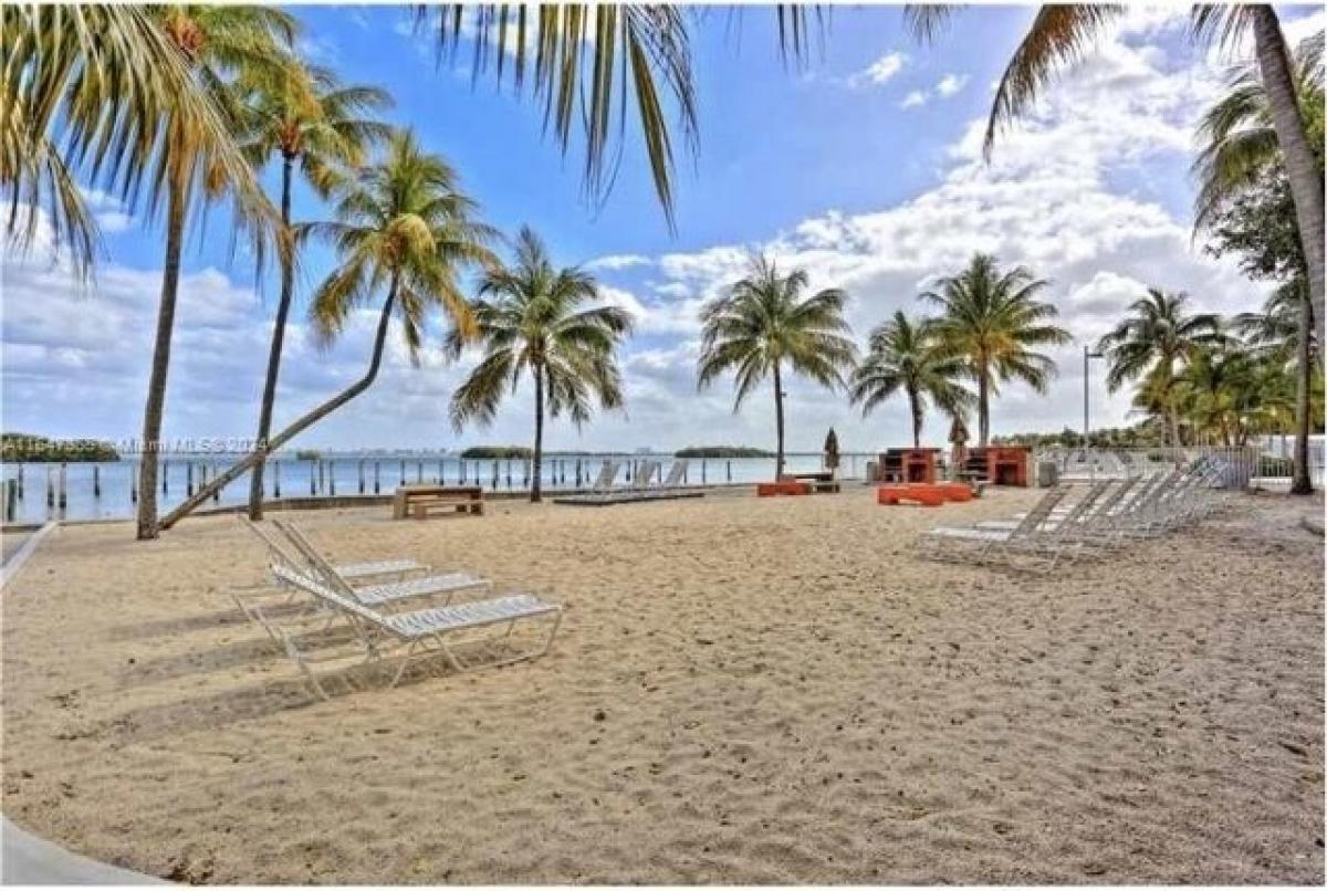 2 bedrooms House in Miami, USA No. 341776