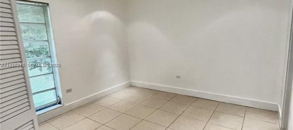 2 Schlafzimmer Gewerbliche Immobilien in Miami, USA, Nr. 614718 16