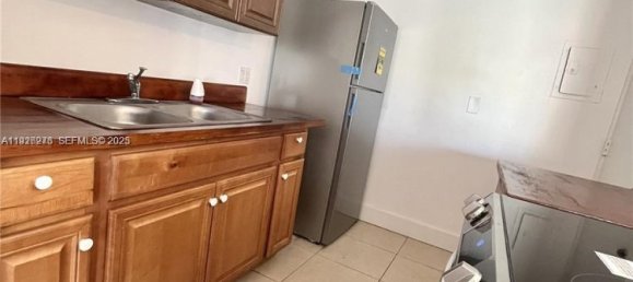 2 Schlafzimmer Gewerbliche Immobilien in Miami, USA, Nr. 614718 17