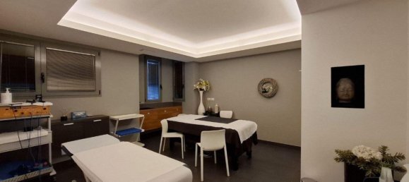 2161m² Commercial property in Arco, Italy No. 371993 11