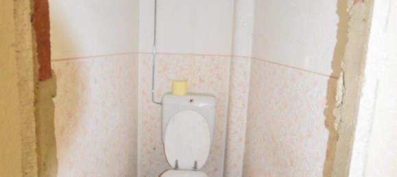 2-salle Appartement à Bruck-Murzzuschlag, Austria No. 14681 5