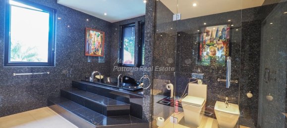 3 bedrooms Cafe / restaurant in Pattaya, Thailand No. 12730 12