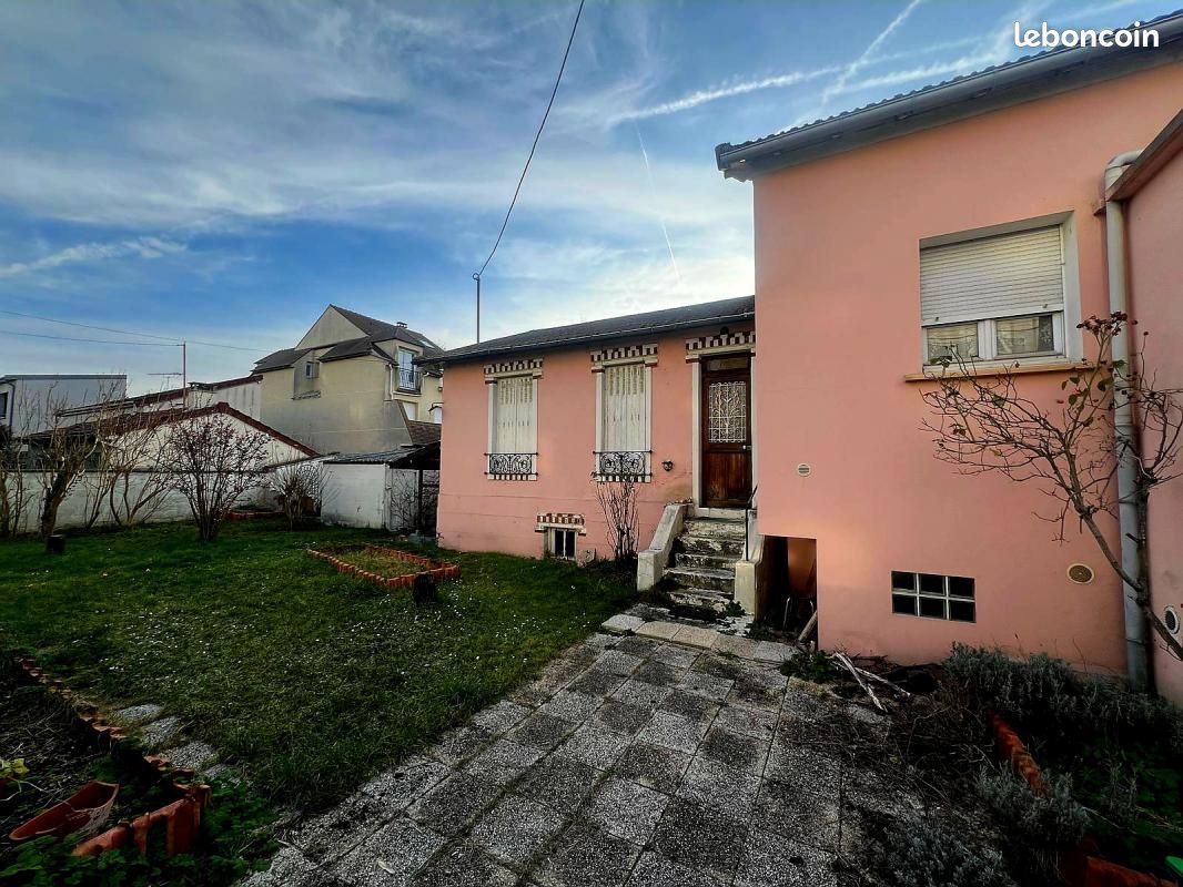 1 Schlafzimmer Haus in Houilles, France, Nr. 162808