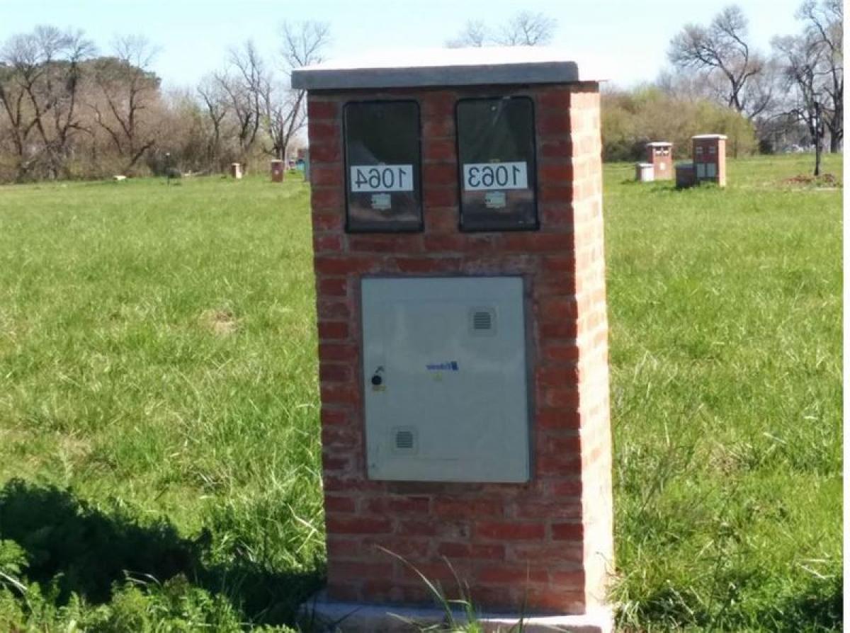 Земельный участок в Эскобар, Аргентина № 42199